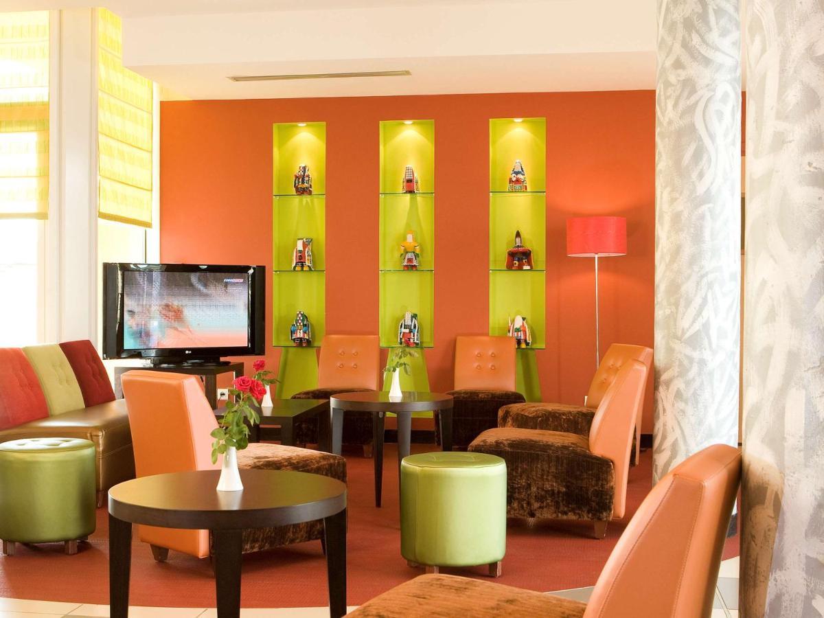 Ibis Cotonou Hotel Bagian luar foto